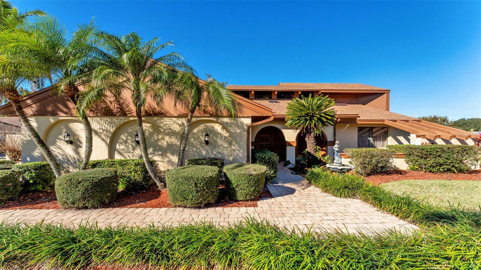 Details for 5503 Kings Mont Drive, LAKELAND, FL 33813