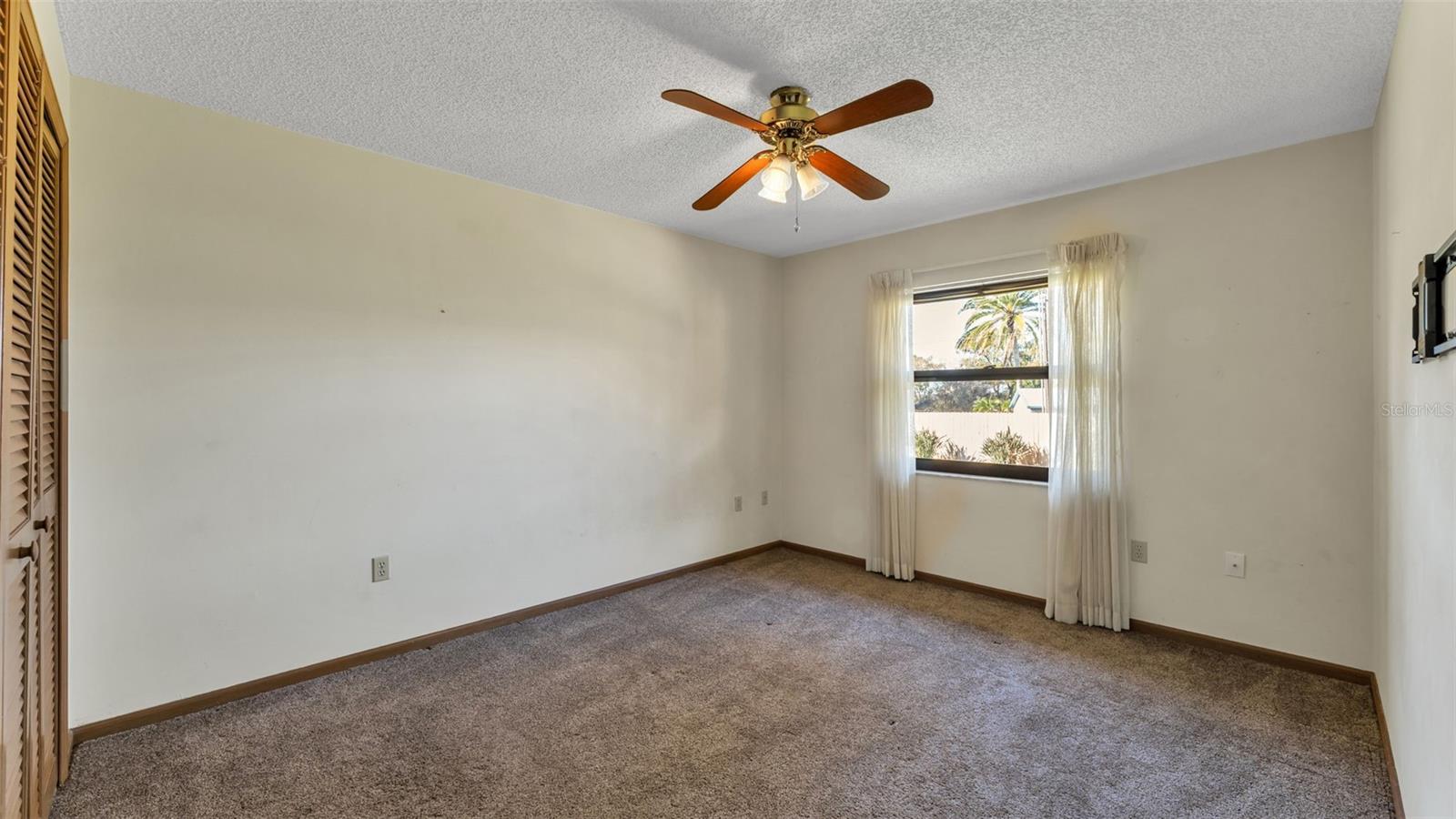 Image 39 of 63 For 5503 Kings Mont Drive