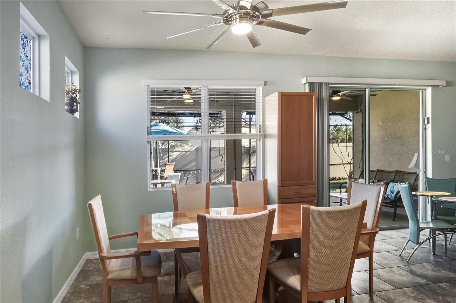 Image 26 of 59 For 5828 Marsh Landing Drive