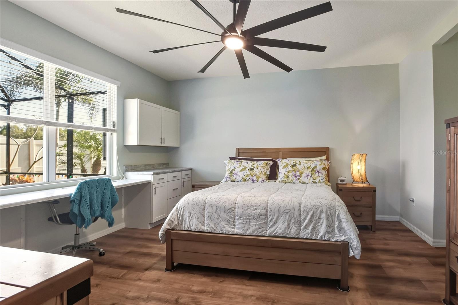 Image 32 of 59 For 5828 Marsh Landing Drive