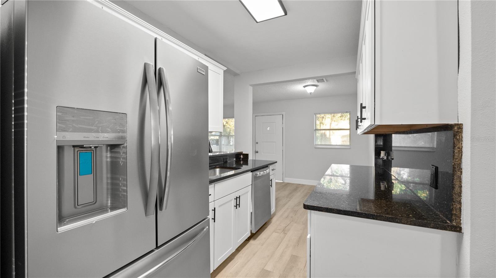 Image 18 of 50 For 739 Belair Avenue