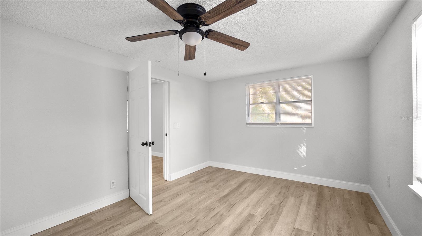 Image 24 of 50 For 739 Belair Avenue