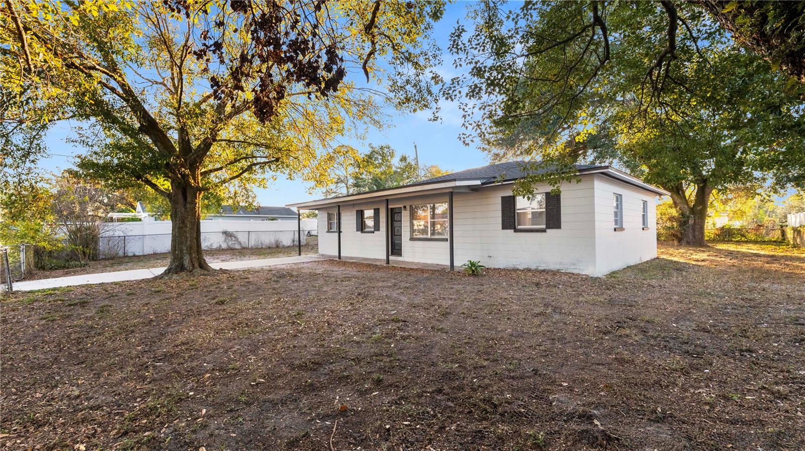 Image 3 of 50 For 739 Belair Avenue