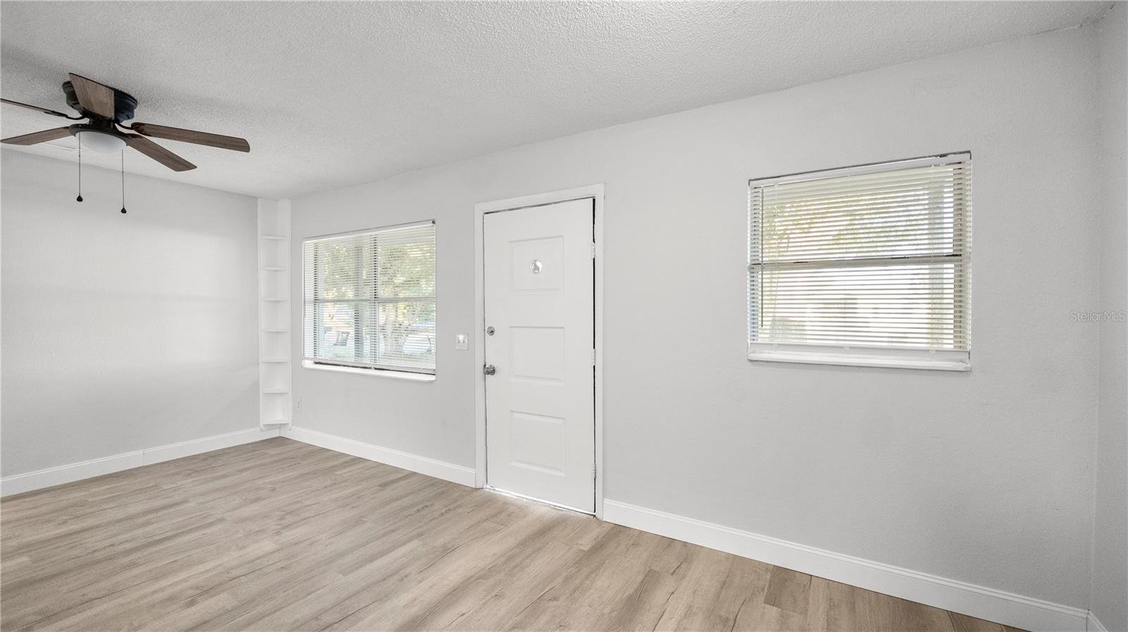 Image 8 of 50 For 739 Belair Avenue