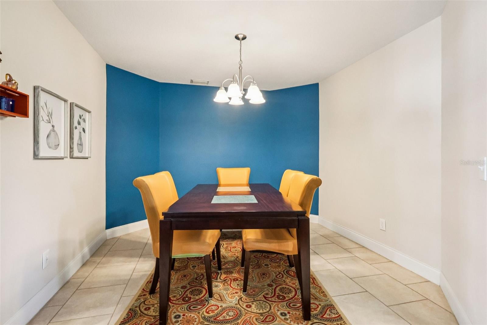 Image 9 of 51 For 1902 Indian Trails Court