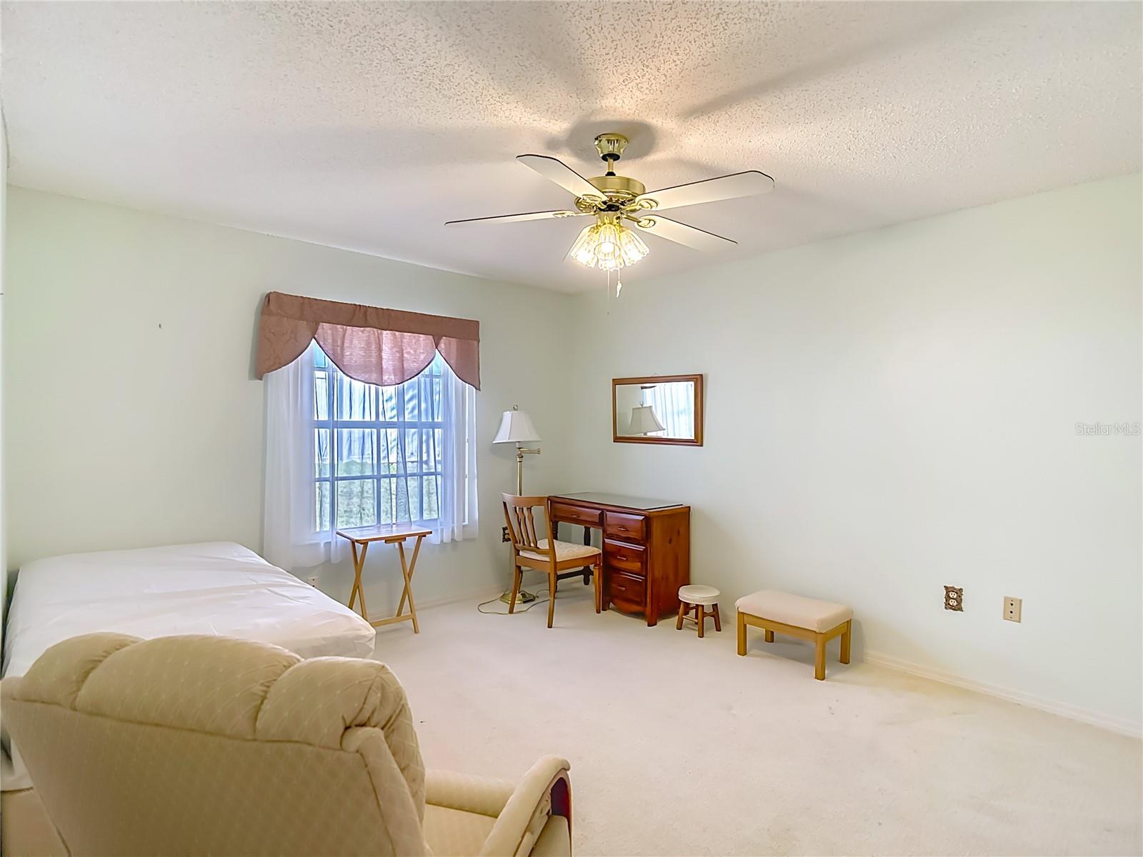 Image 21 of 58 For 38460 Cottonwood Place 38460