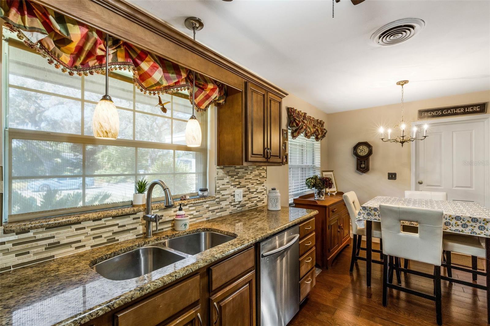 Image 17 of 46 For 2722 Collins Avenue