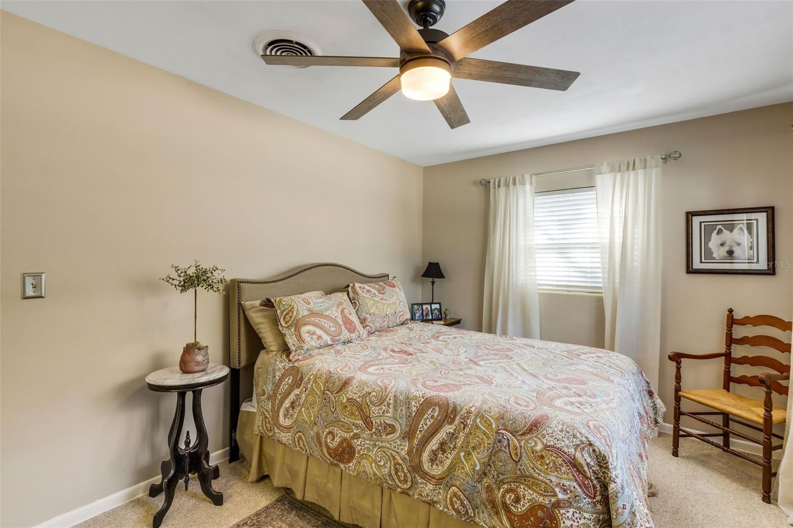 Image 27 of 46 For 2722 Collins Avenue