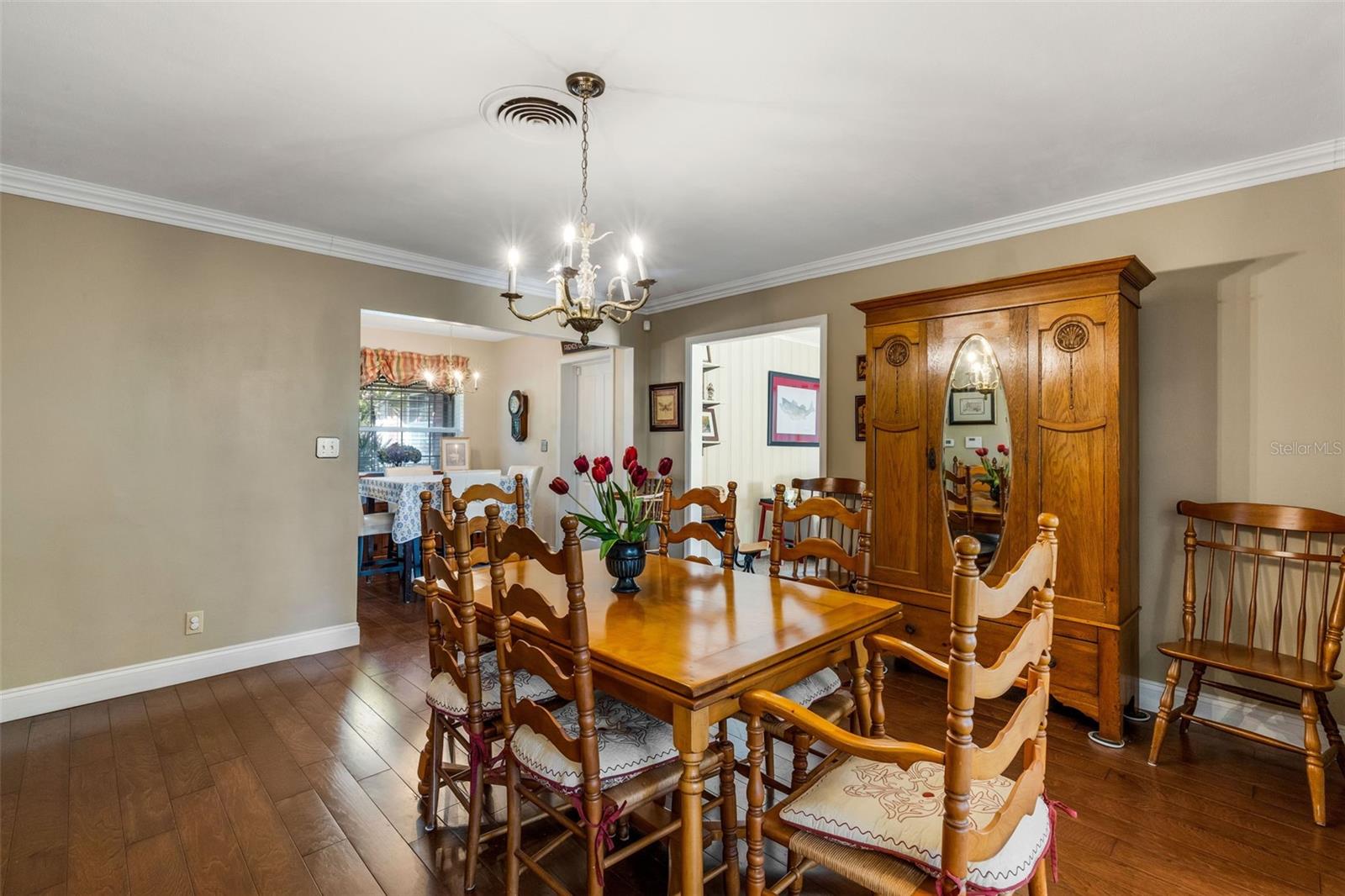 Image 6 of 46 For 2722 Collins Avenue