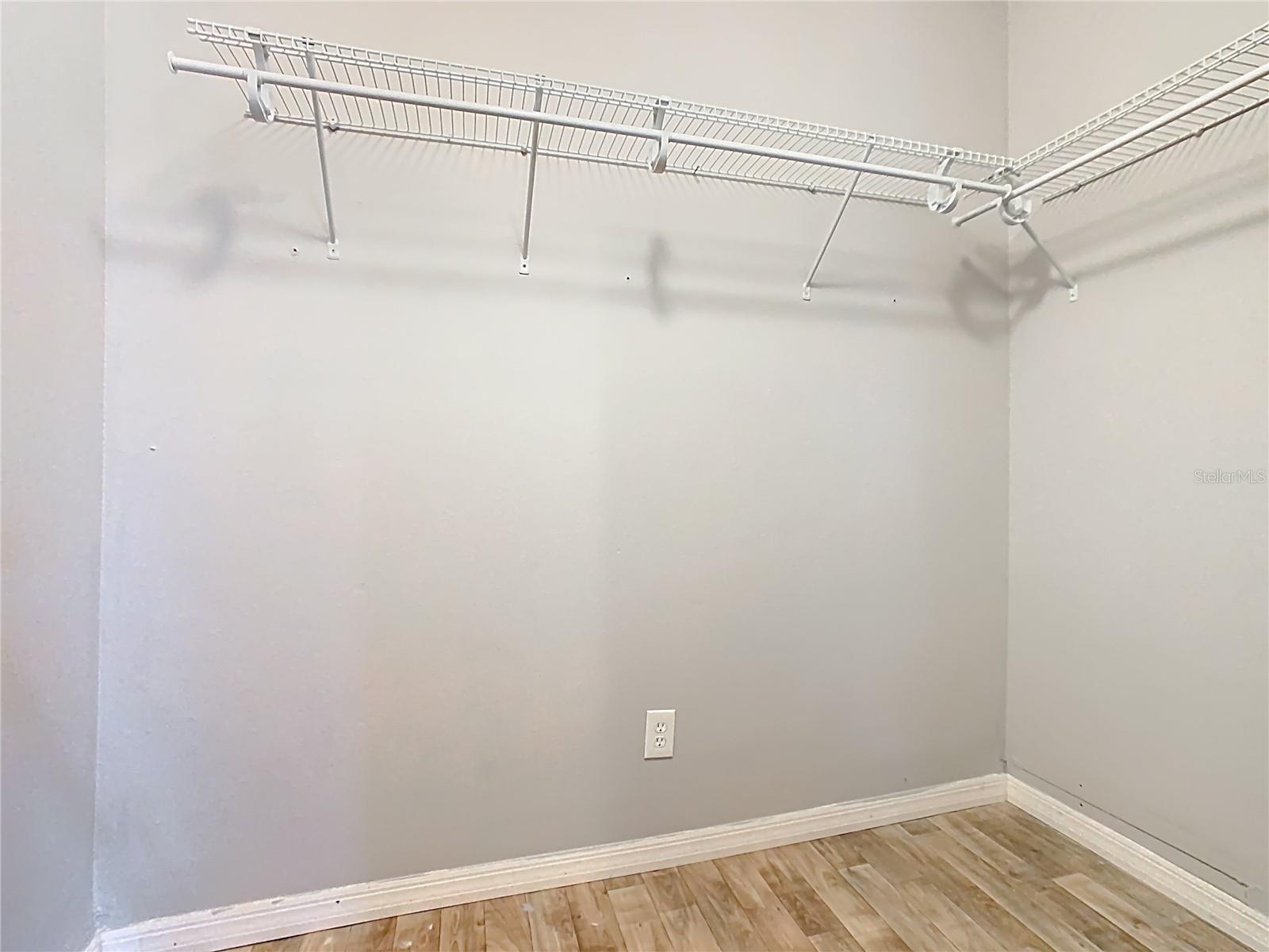 Image 29 of 43 For 1223 Sycamore Street