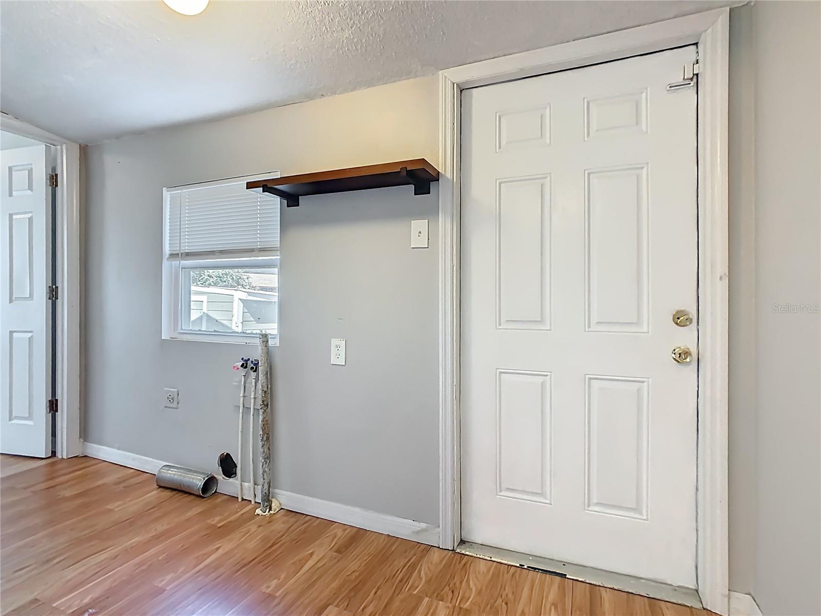 Image 30 of 43 For 1223 Sycamore Street