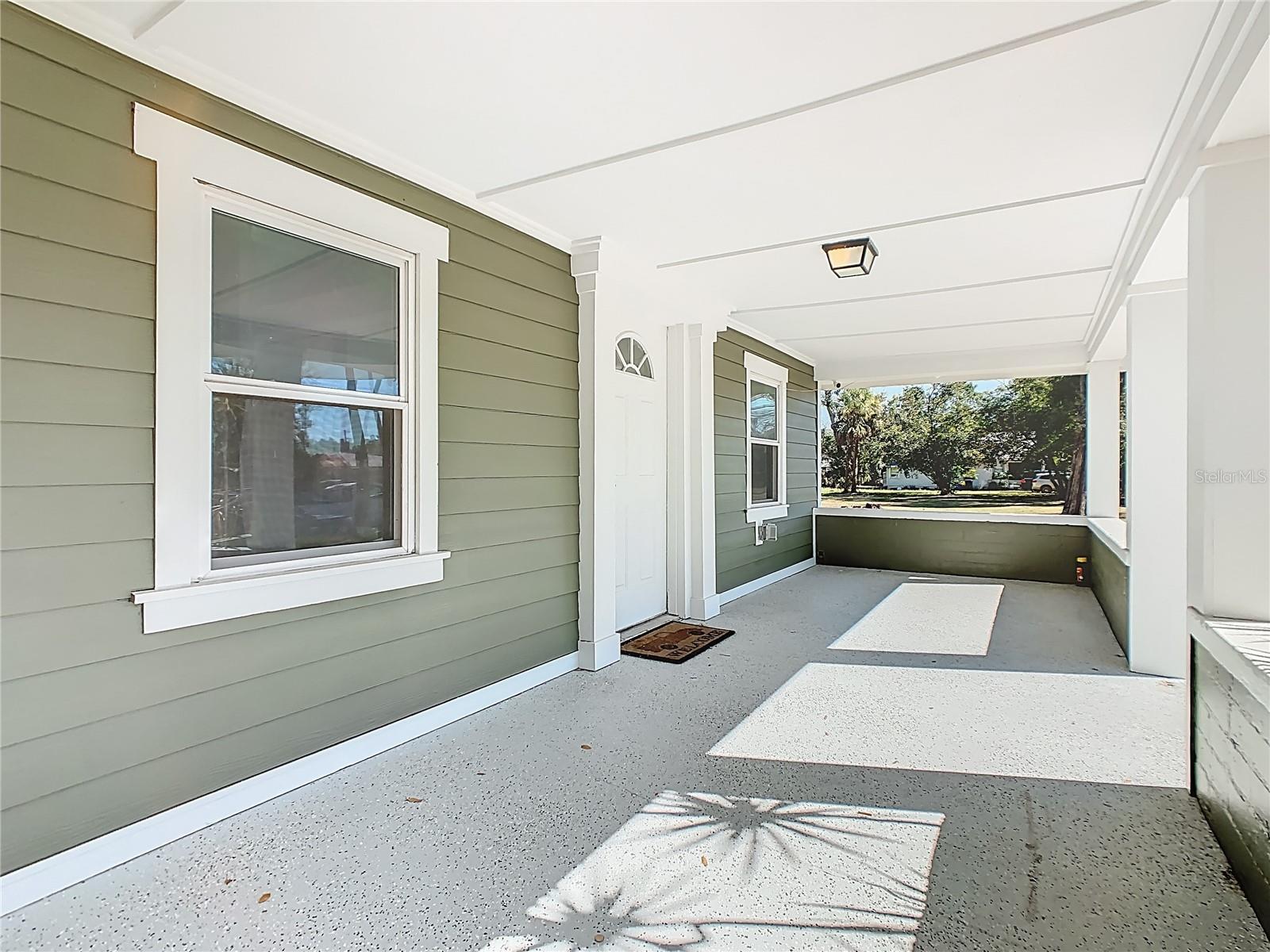 Image 4 of 43 For 1223 Sycamore Street