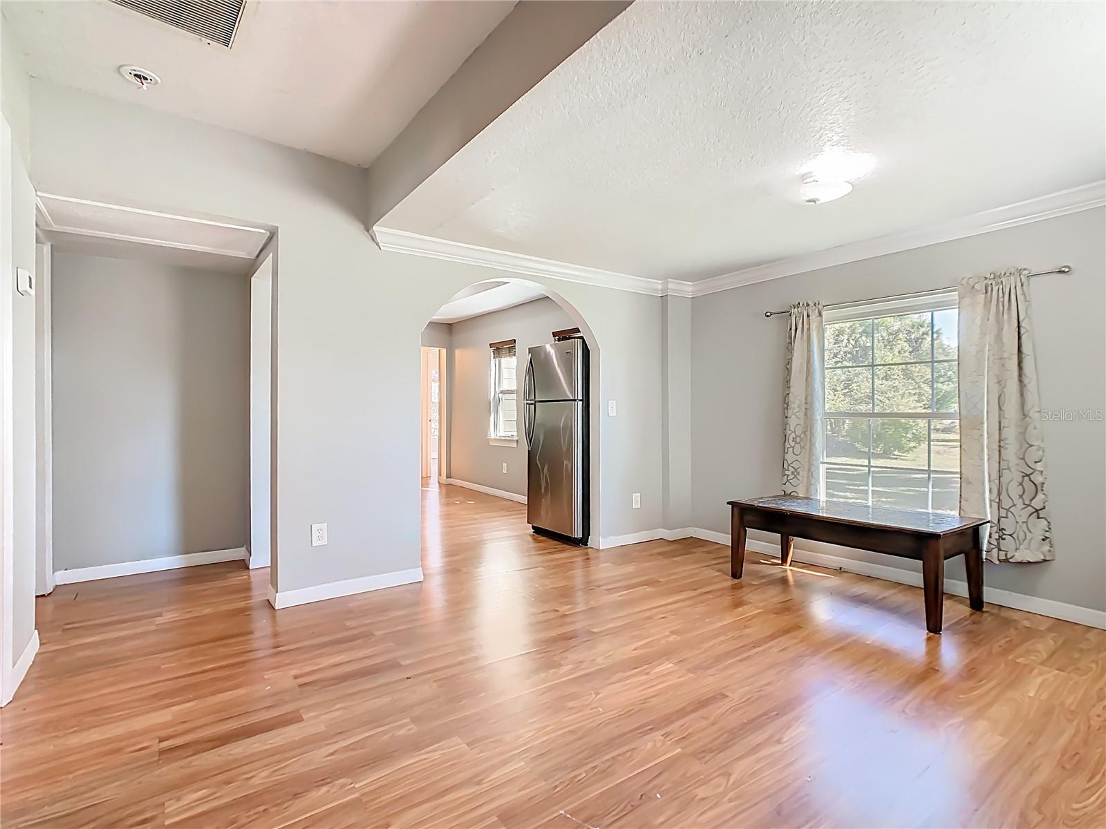 Image 7 of 43 For 1223 Sycamore Street