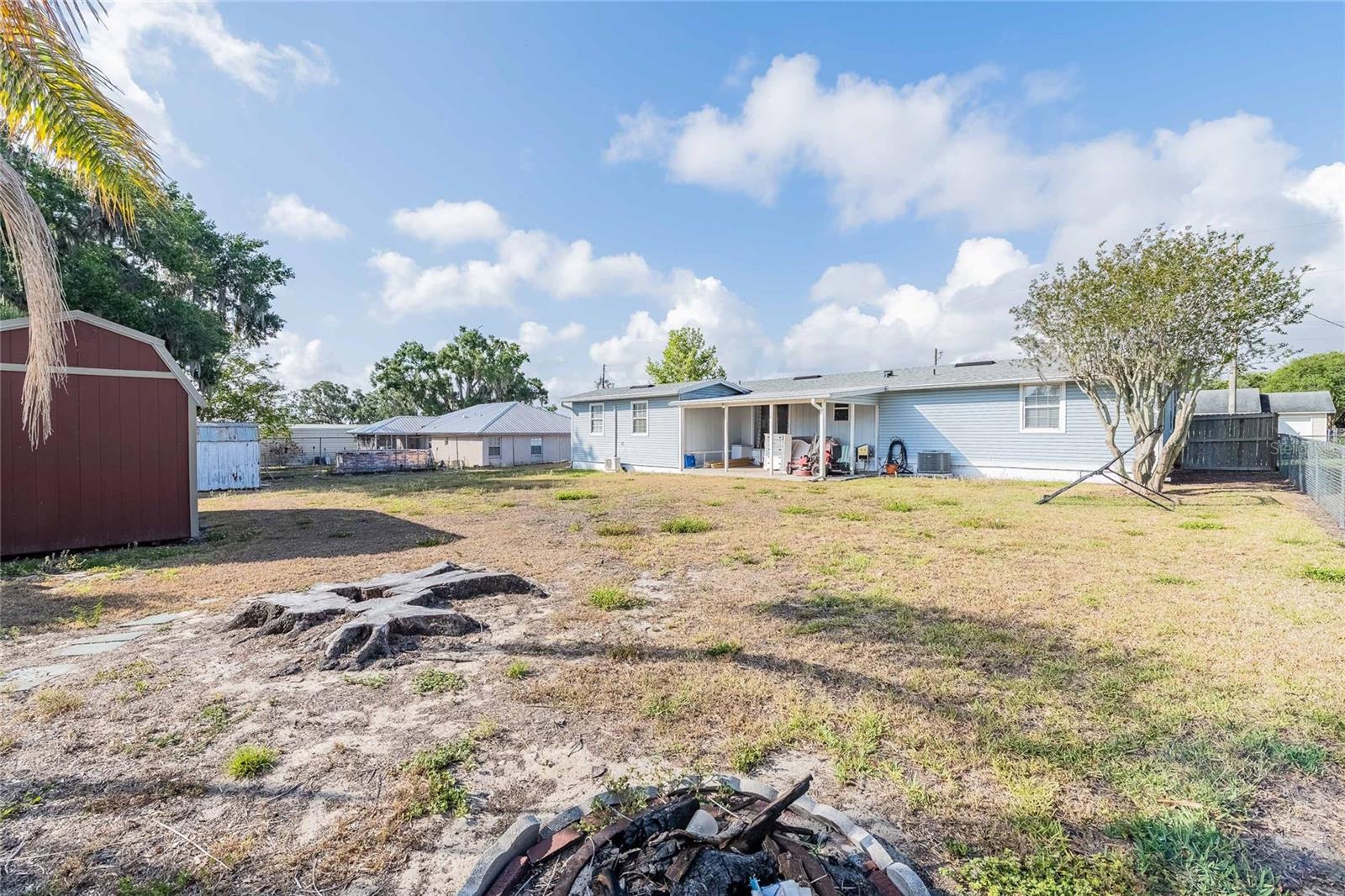 Image 29 of 38 For 729 Lake Avenue