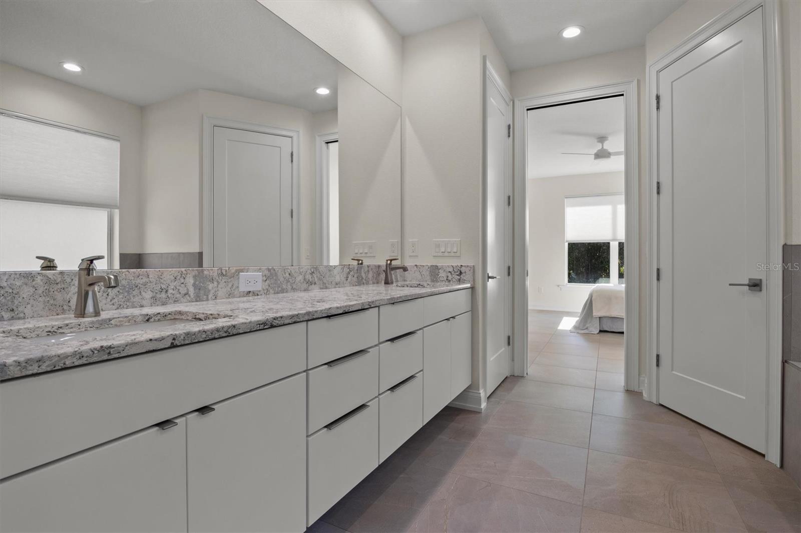 Image 24 of 67 For 7826 Lake James Boulevard