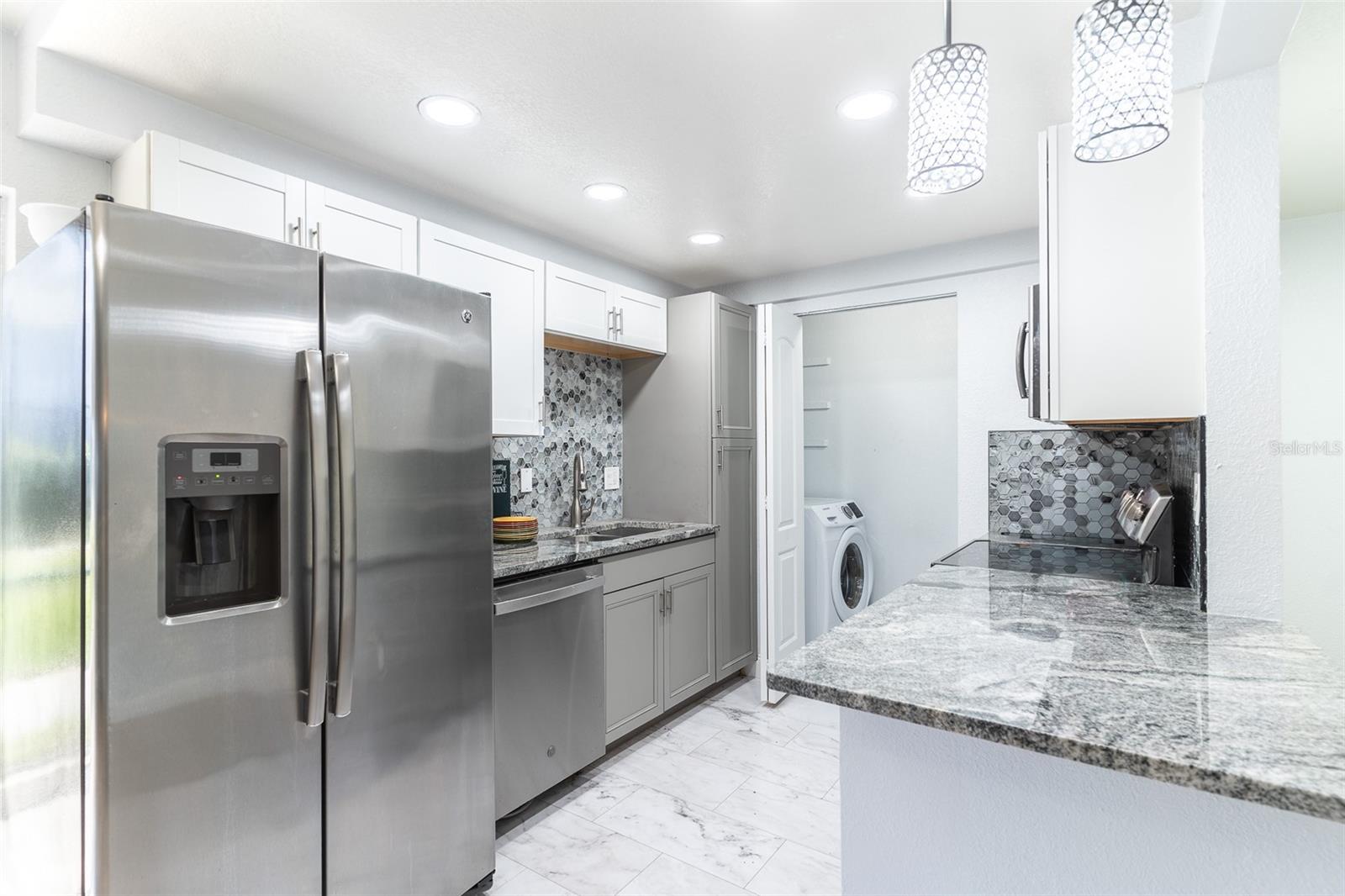 Image 4 of 13 For 1550 11th Street Ne D1