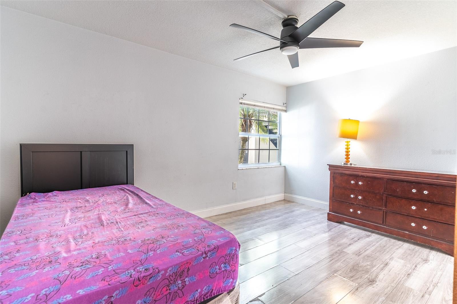 Image 9 of 13 For 1550 11th Street Ne D1