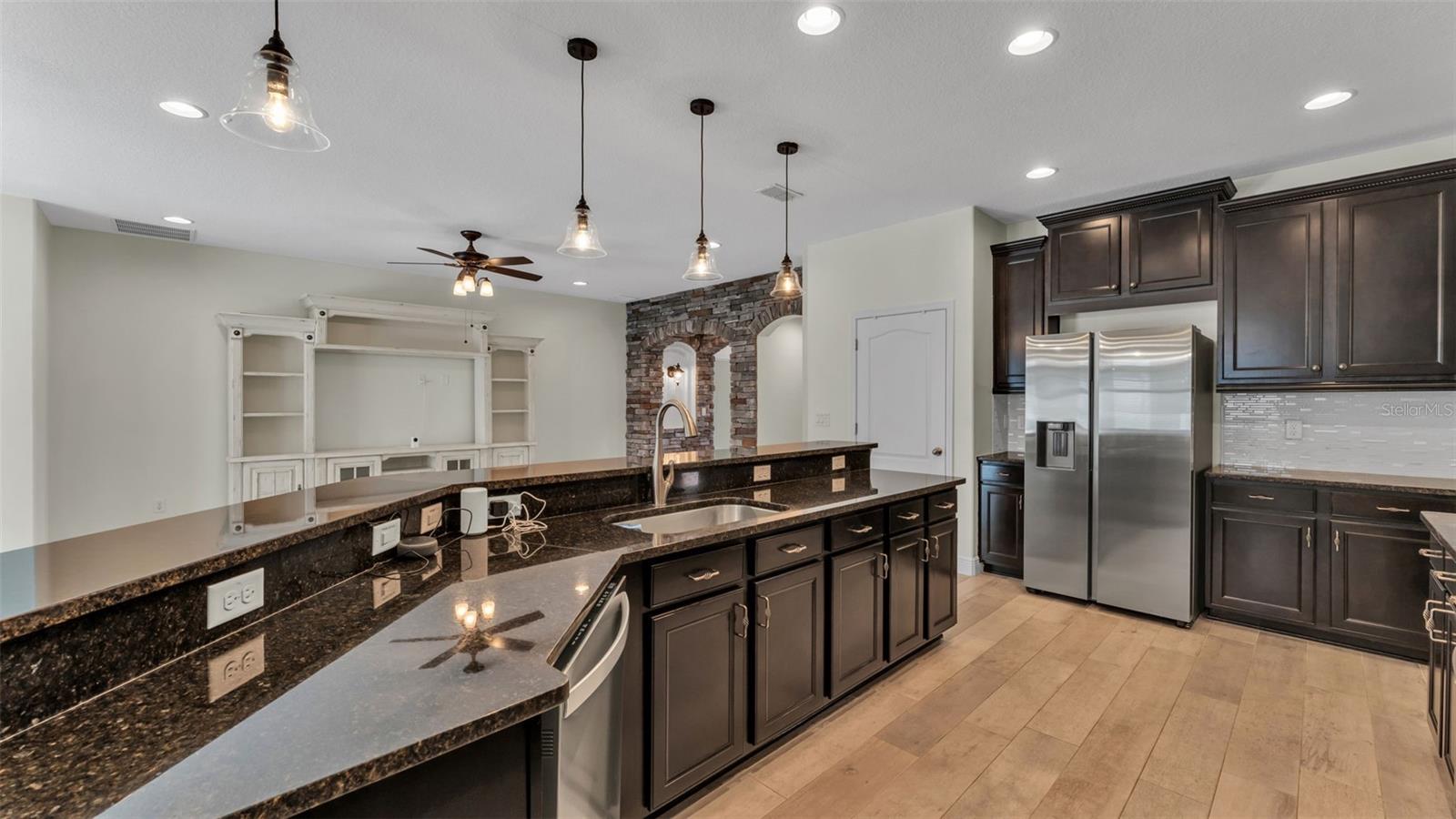 Image 14 of 66 For 3939 Sunset Lake Drive