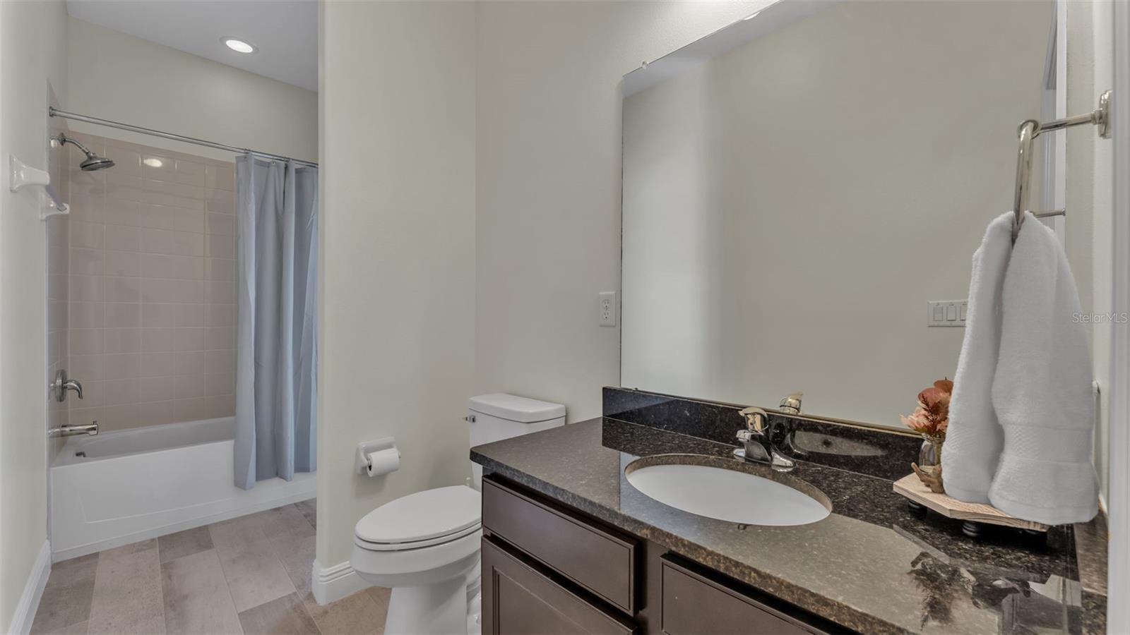 Image 22 of 66 For 3939 Sunset Lake Drive