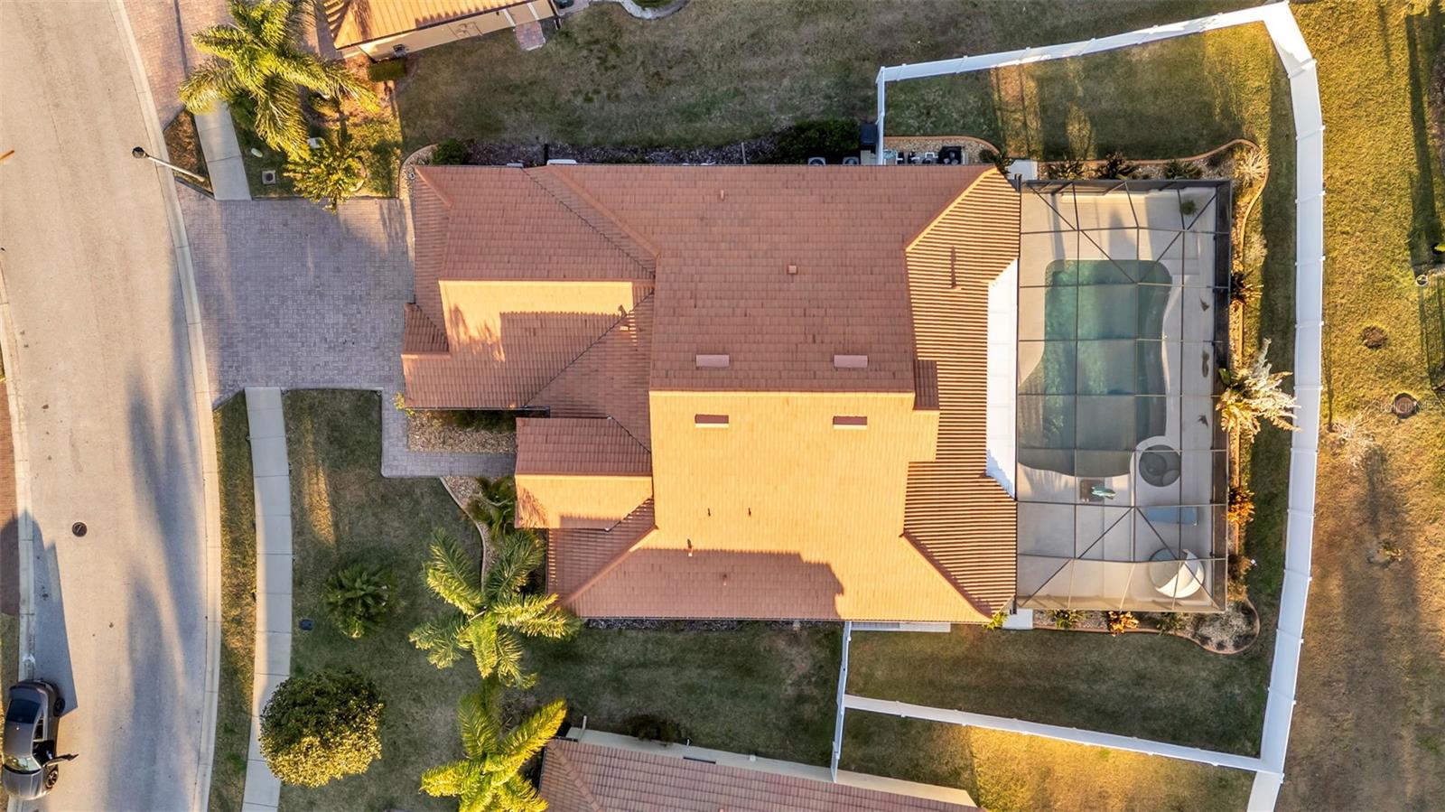 Image 43 of 66 For 3939 Sunset Lake Drive