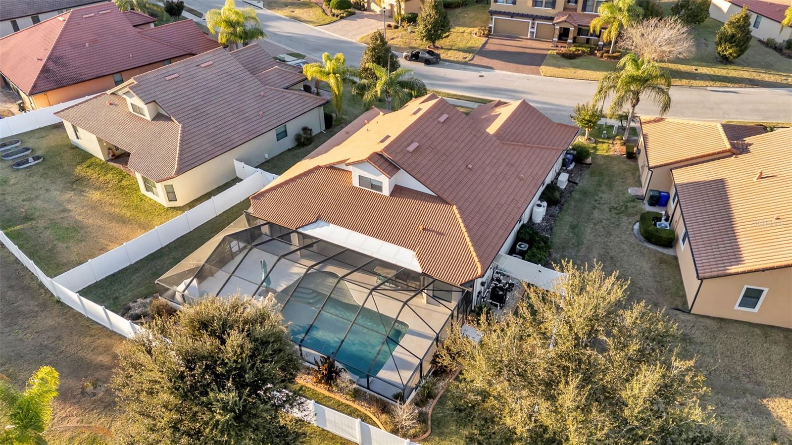 Image 44 of 66 For 3939 Sunset Lake Drive