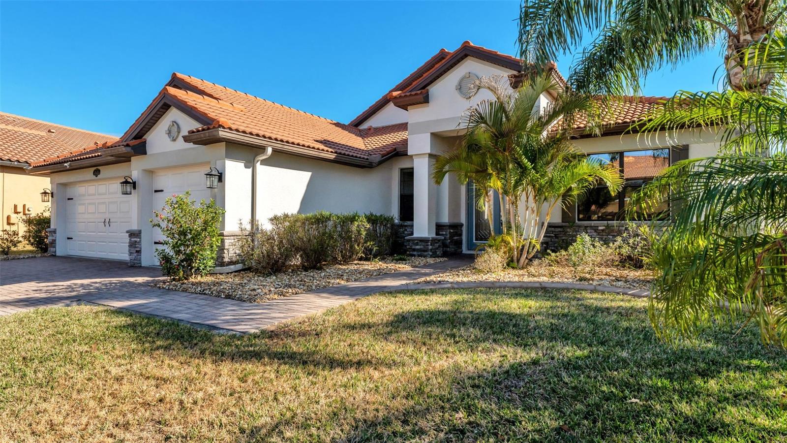 Image 47 of 66 For 3939 Sunset Lake Drive