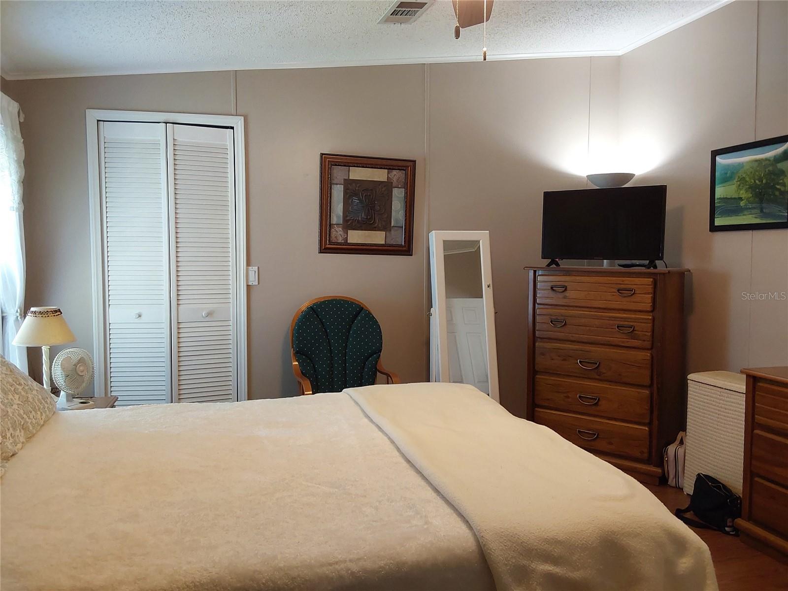 Image 11 of 26 For 6071 Southern Oaks Drive Se