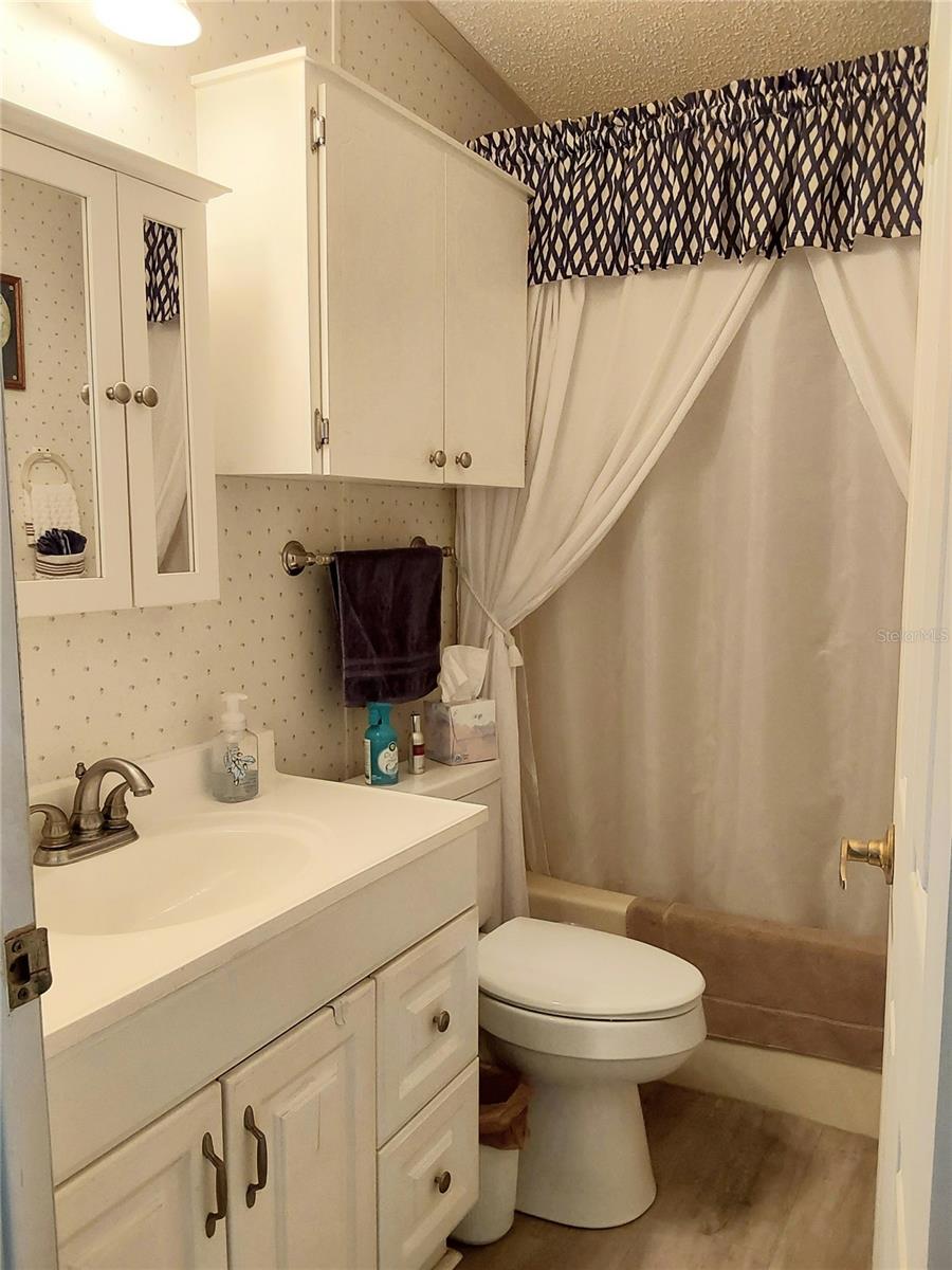 Image 15 of 26 For 6071 Southern Oaks Drive Se