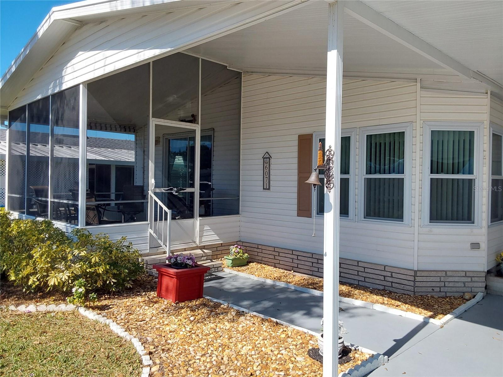 Image 2 of 26 For 6071 Southern Oaks Drive Se