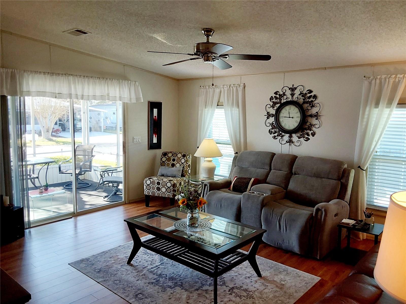 Image 4 of 26 For 6071 Southern Oaks Drive Se