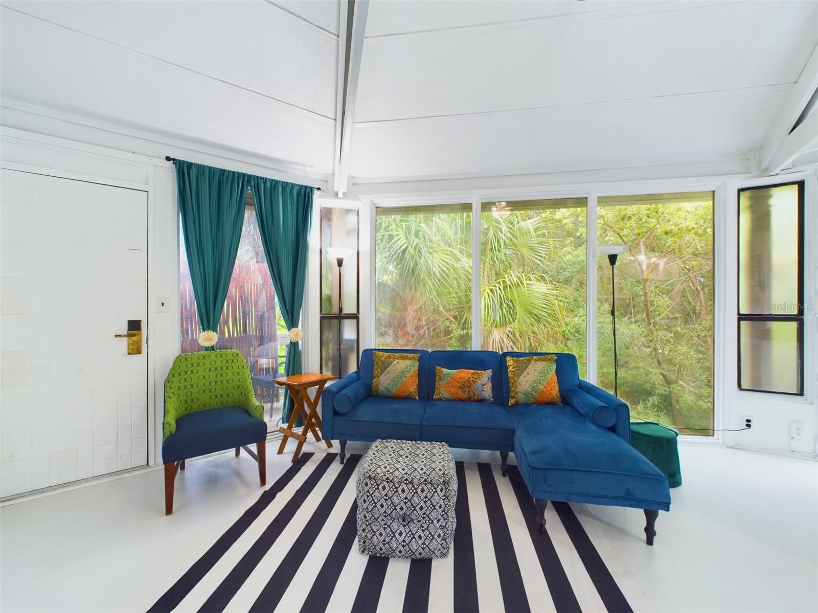 Image 14 of 24 For 2907 Marion Way 2907