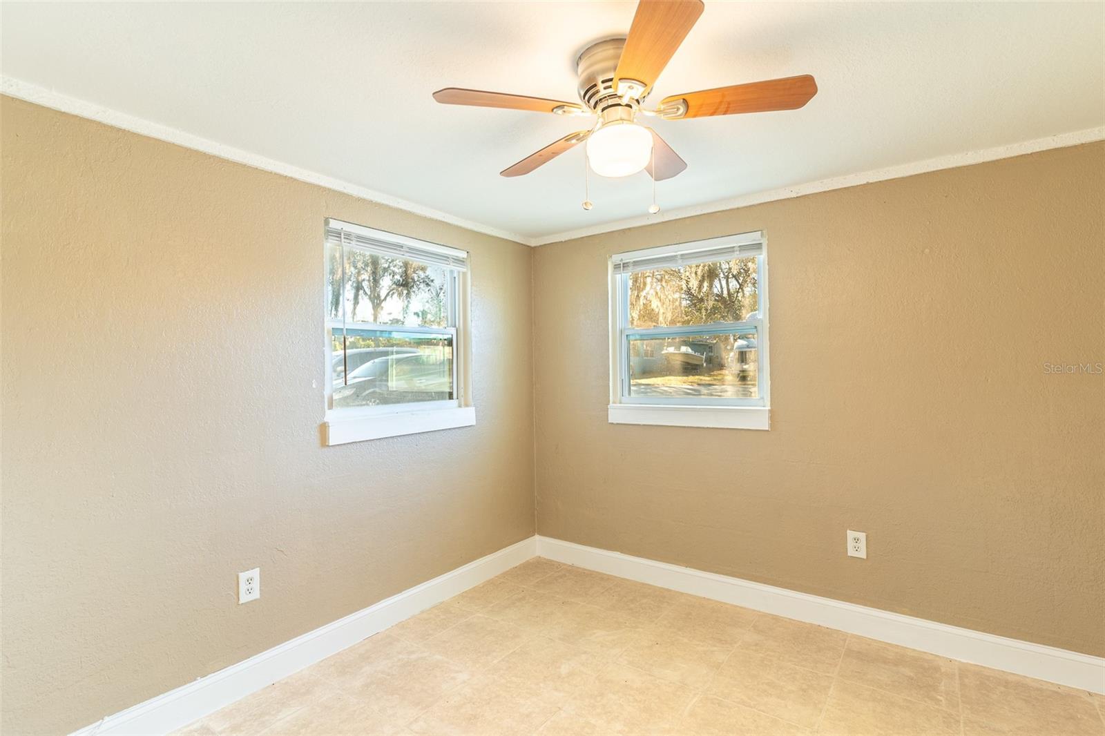 Image 9 of 11 For 114 Northside Drive 3