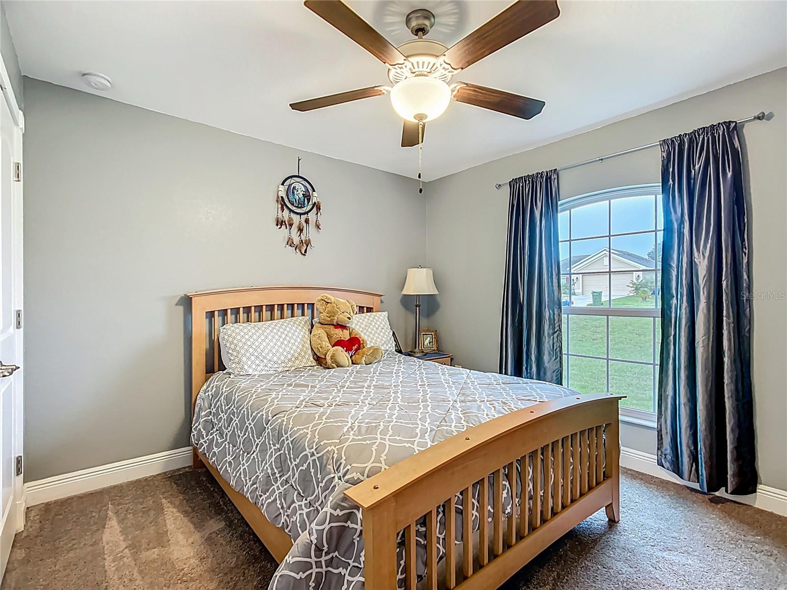 Image 21 of 49 For 1471 Eagle Crest Boulevard