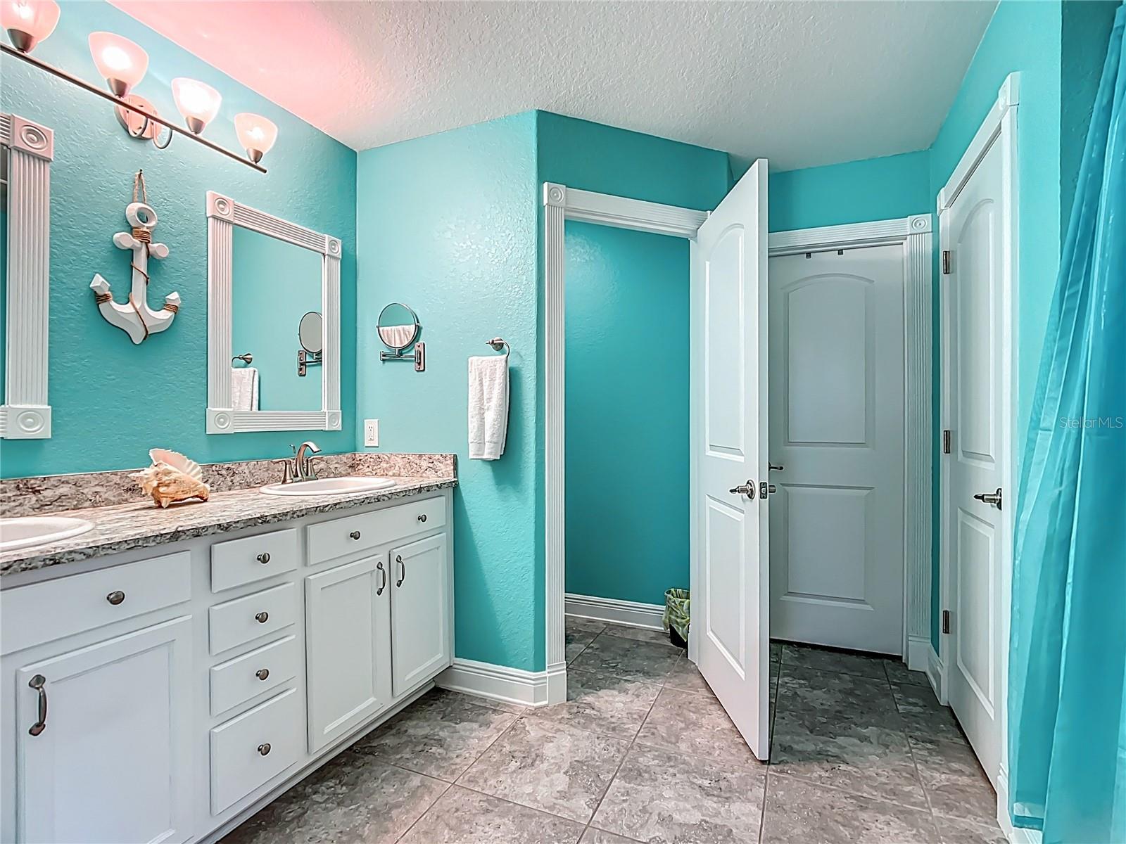 Image 25 of 49 For 1471 Eagle Crest Boulevard