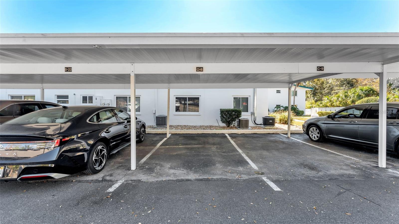 Image 24 of 26 For 1600 Lake Parker Drive C8