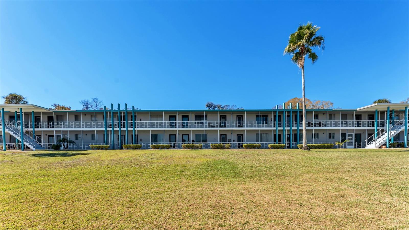 Image 25 of 26 For 1600 Lake Parker Drive C8