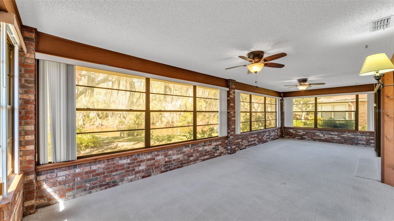 Image 28 of 38 For 487 Lake Carolyn Circle