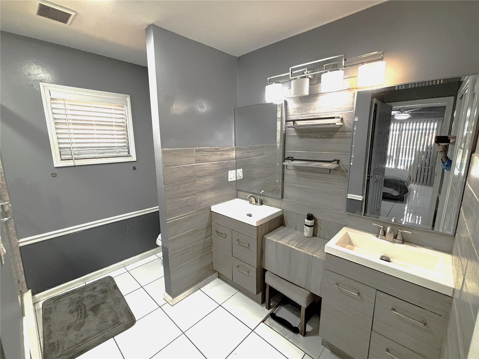 Image 13 of 47 For 2324 Creek Side Drive