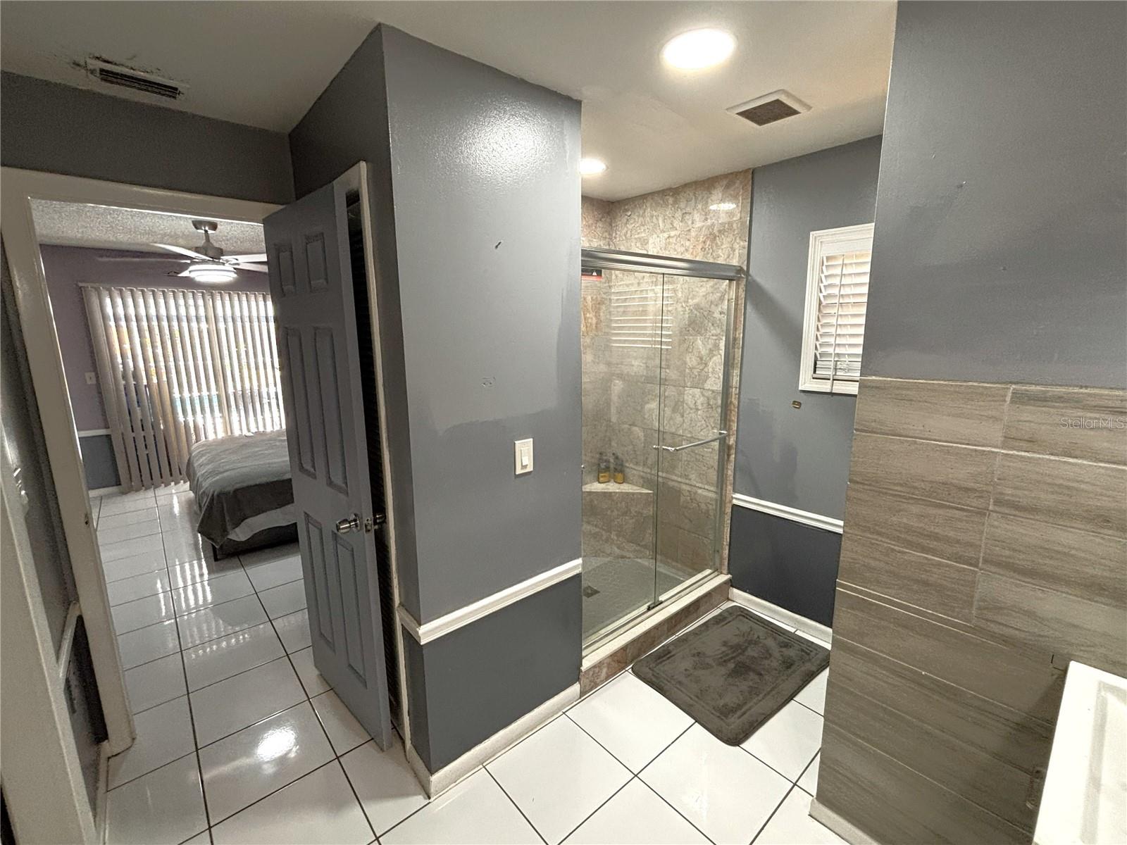 Image 14 of 47 For 2324 Creek Side Drive