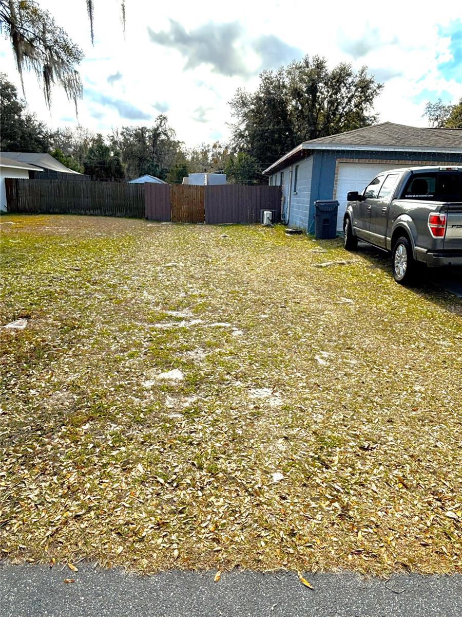 Image 44 of 47 For 2324 Creek Side Drive