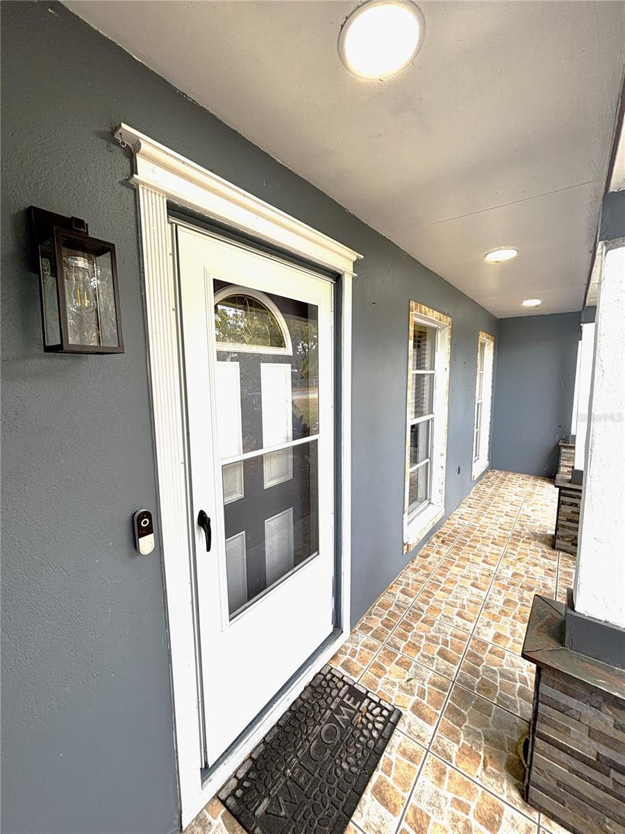 Image 5 of 47 For 2324 Creek Side Drive