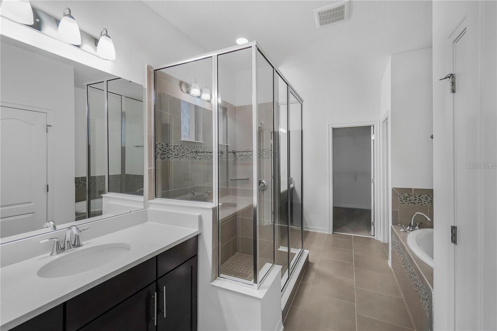 Image 16 of 33 For 7047 Oxbow Road