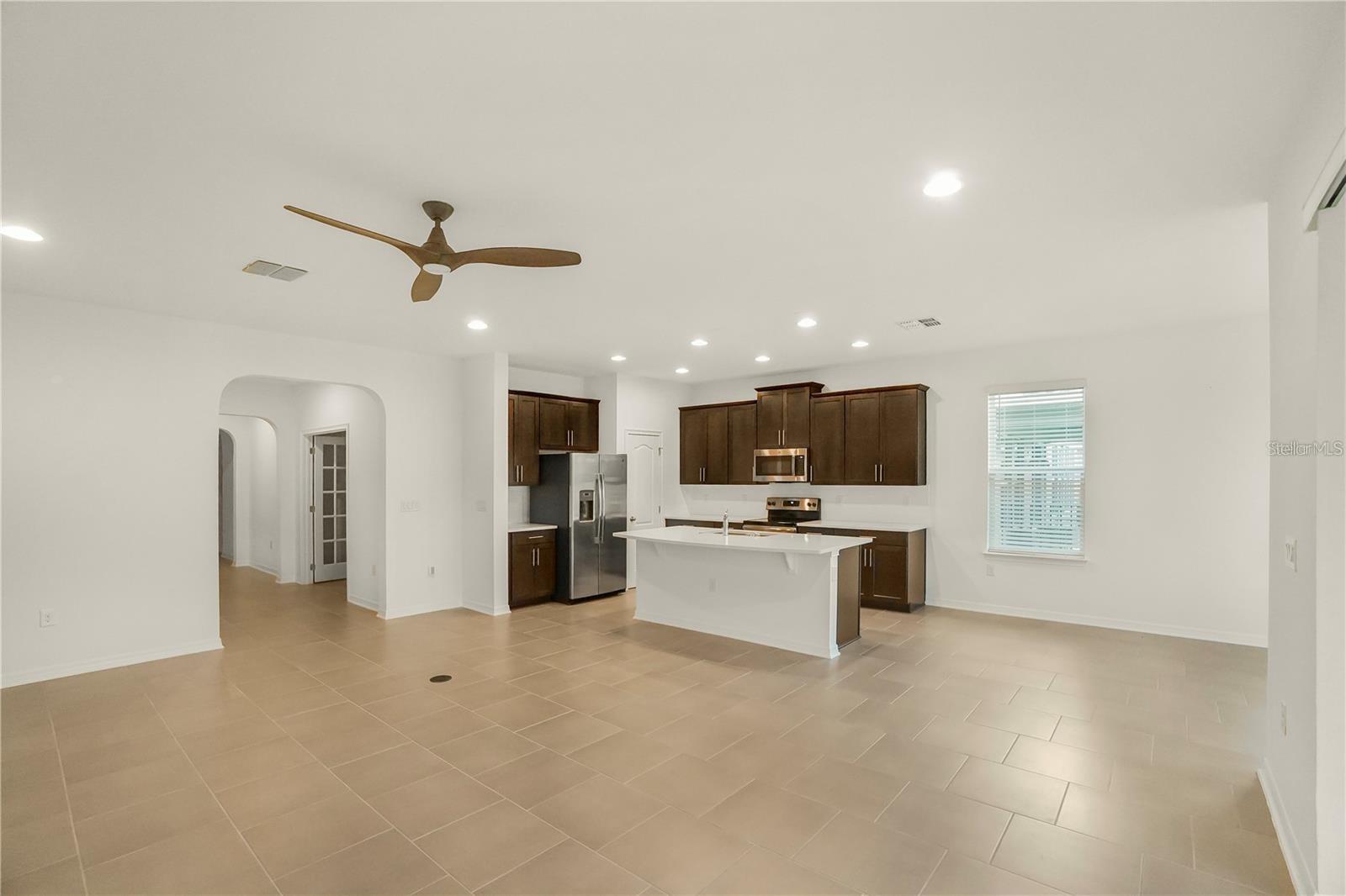 Image 4 of 33 For 7047 Oxbow Road