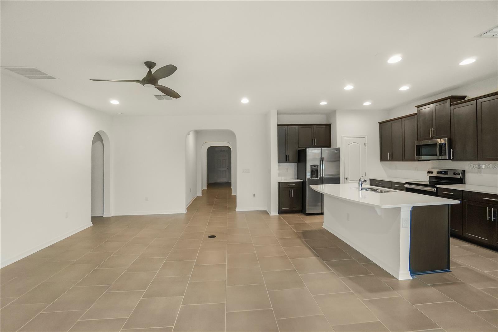 Image 5 of 33 For 7047 Oxbow Road