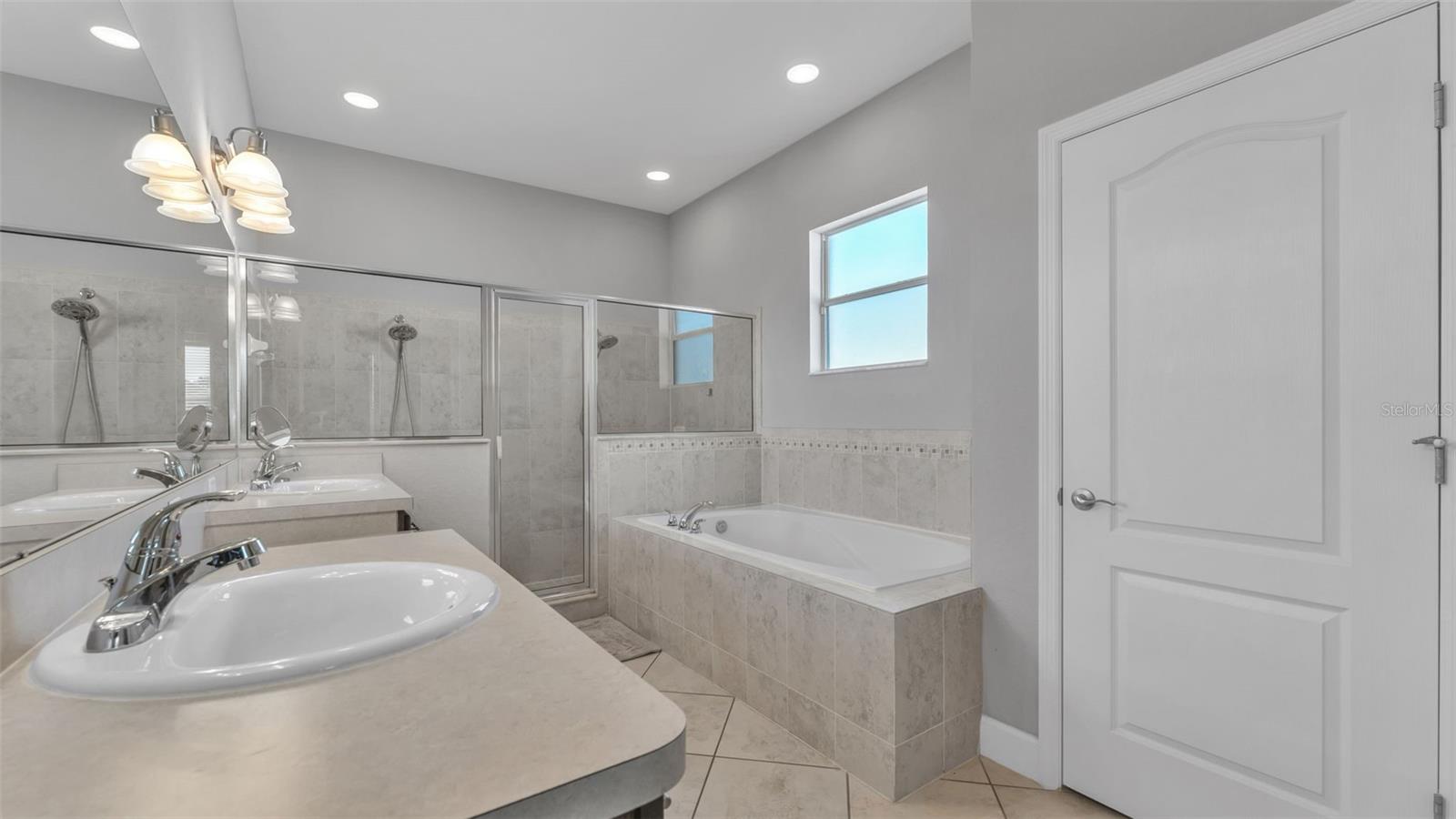 Image 27 of 54 For 1483 Silver Leaf Drive