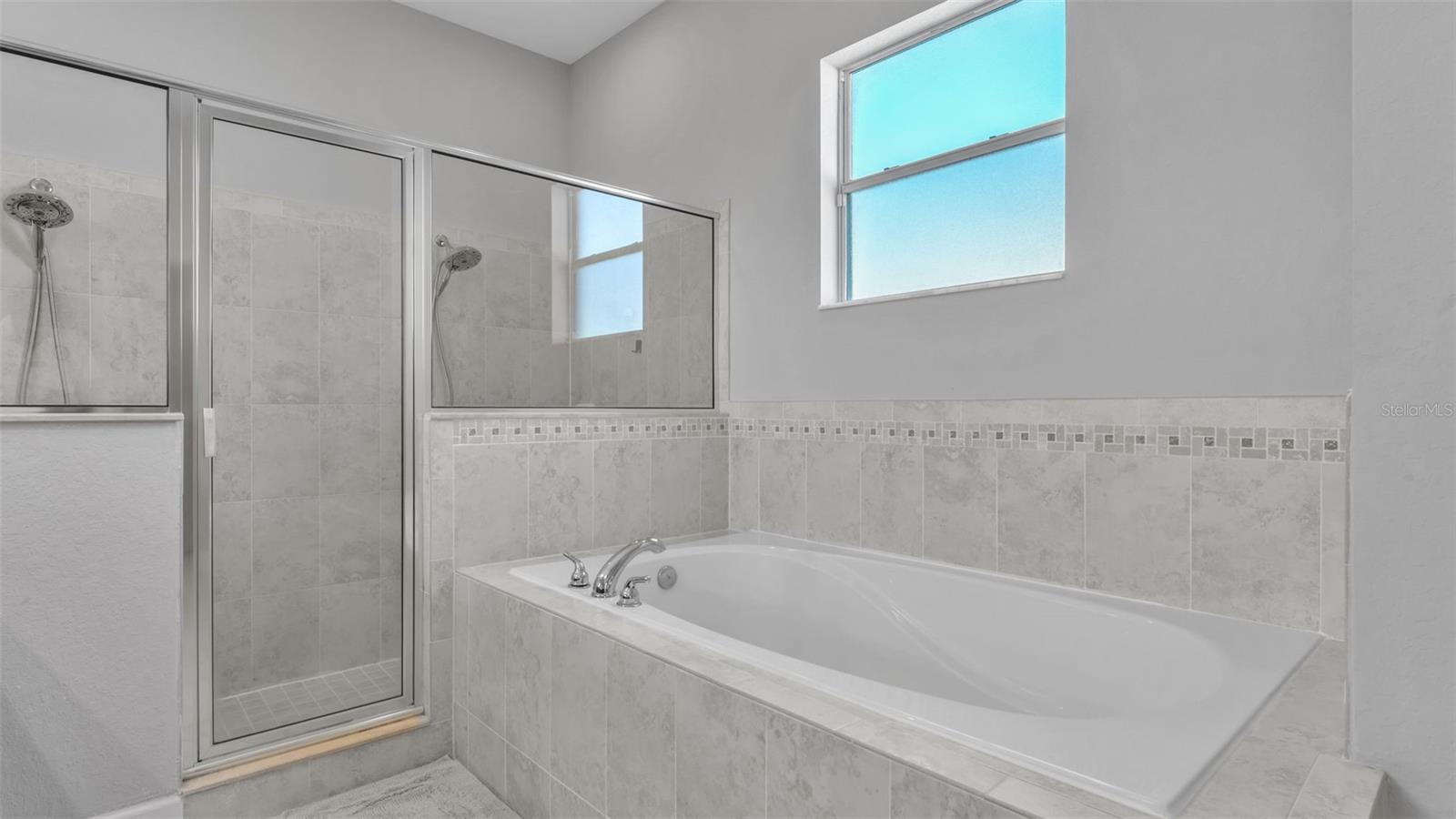 Image 29 of 54 For 1483 Silver Leaf Drive