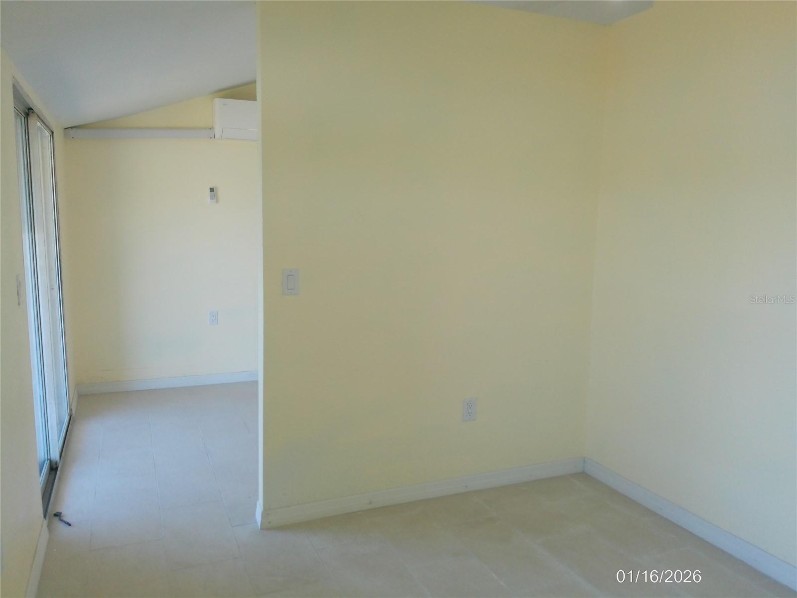 Image 7 of 12 For 1111 Cypress Gardens Boulevard Se 15