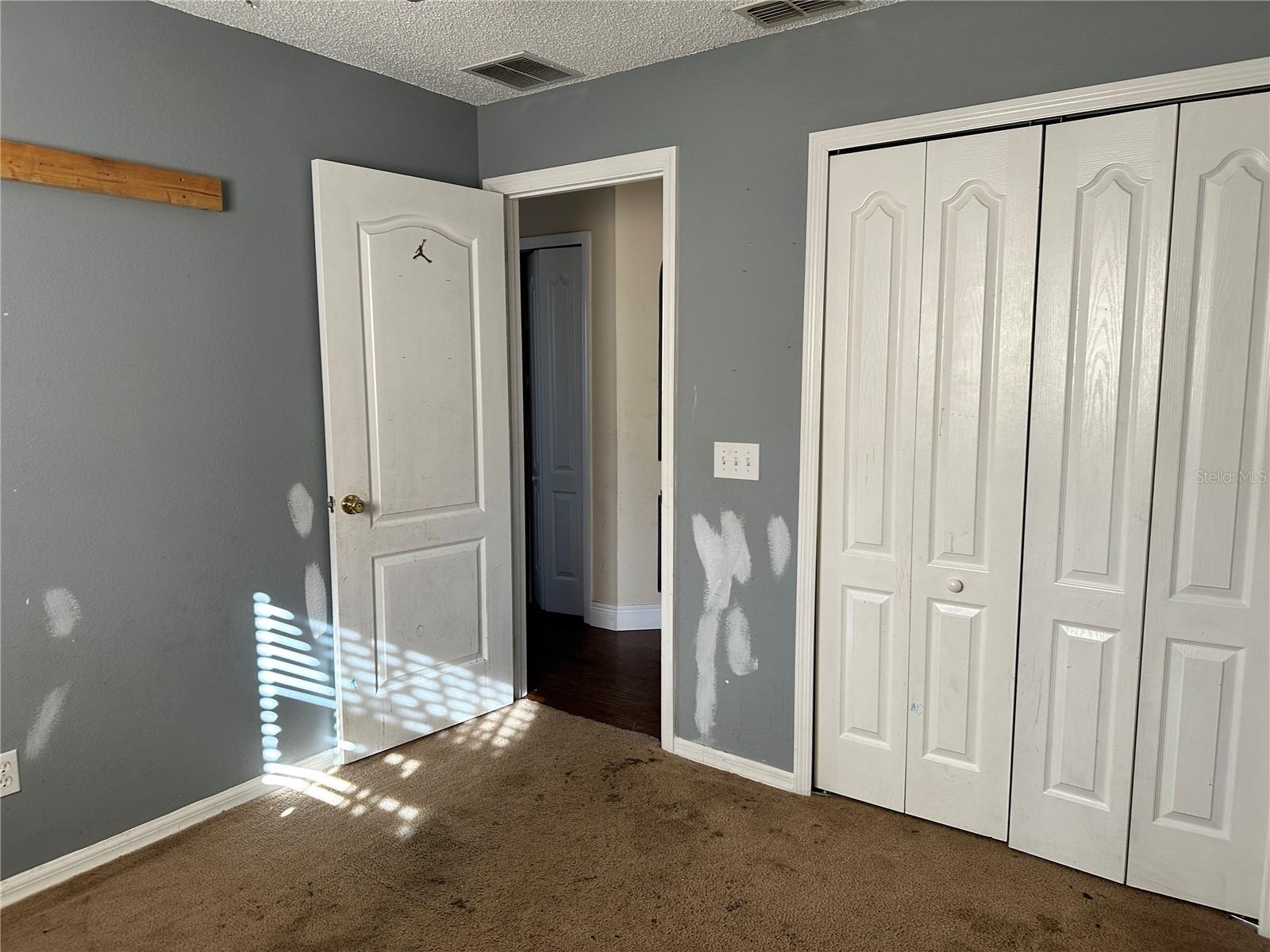 Image 13 of 22 For 256 Grouper Court