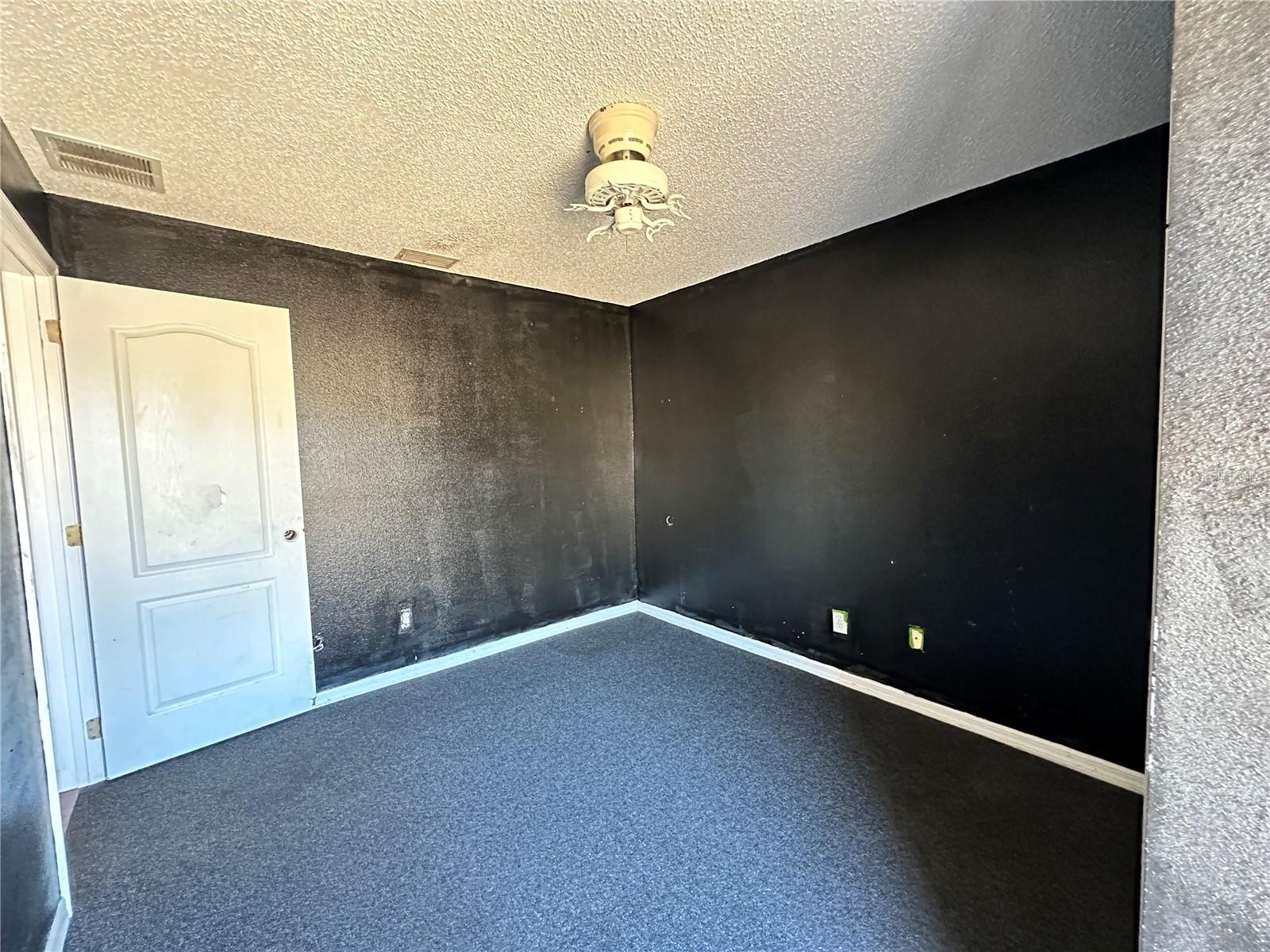 Image 17 of 22 For 256 Grouper Court