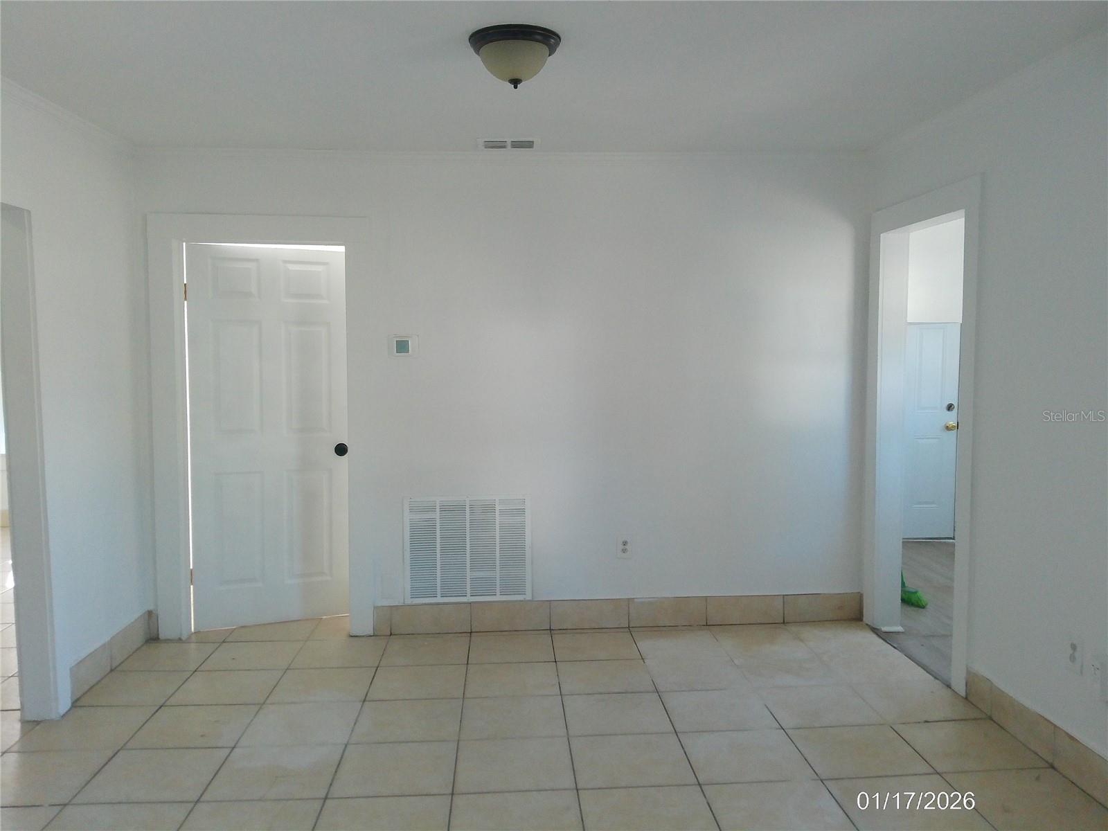 Image 6 of 17 For 1148 Oakhill Street